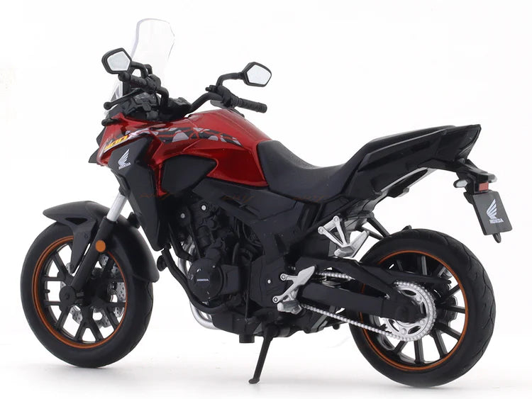 MSZ Honda CS400X Silver 1:12 Vehicle