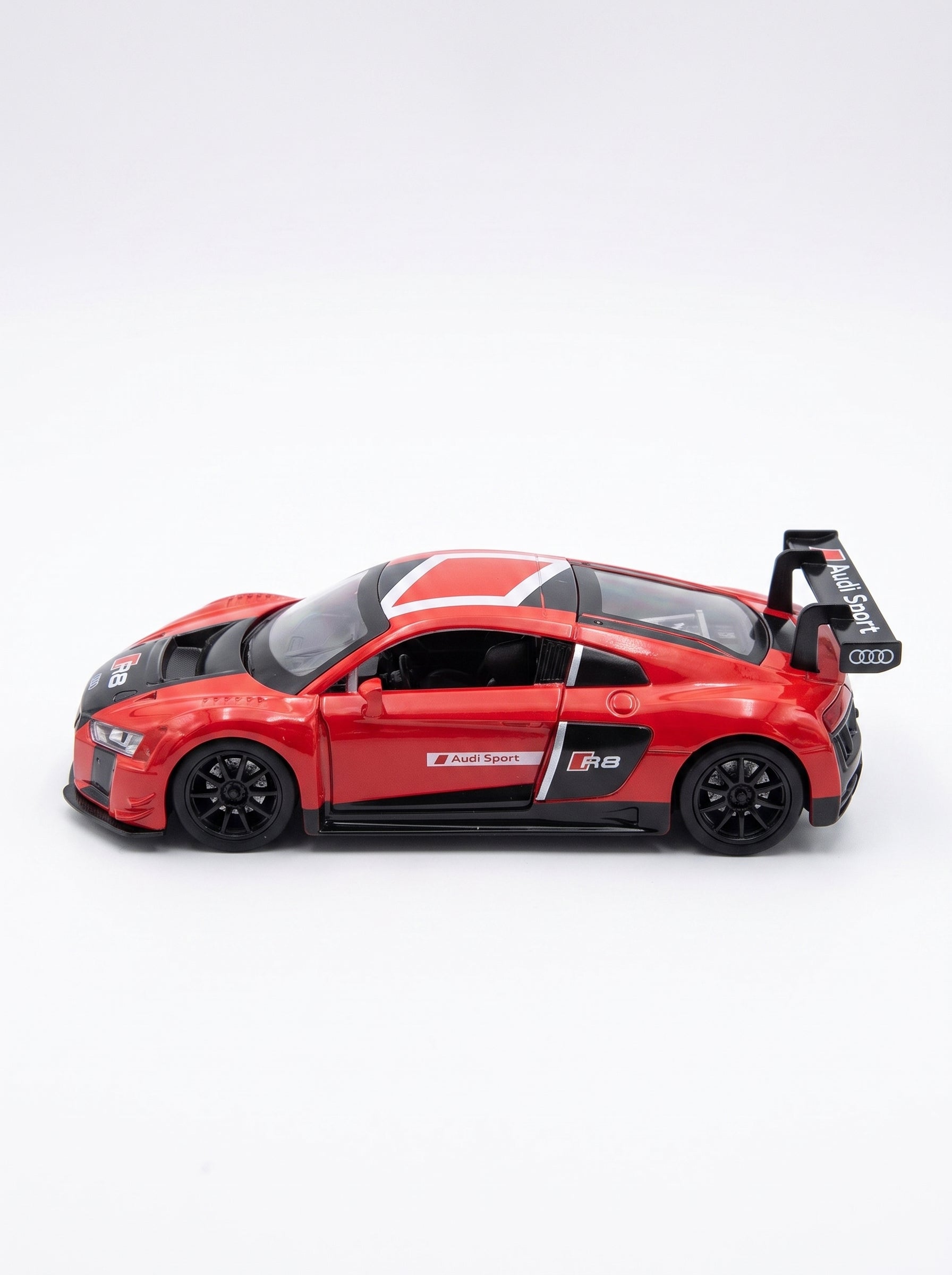MSZ - Scale- 1:24-Audi-R8-LMS
