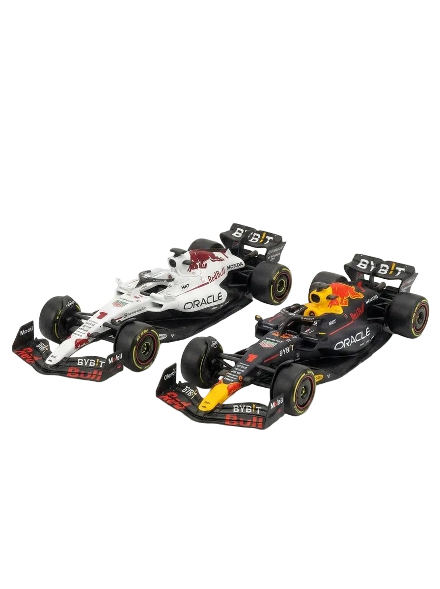 Bburago 1/43 Oracle Red Bull Racing RB21 MV1 Set