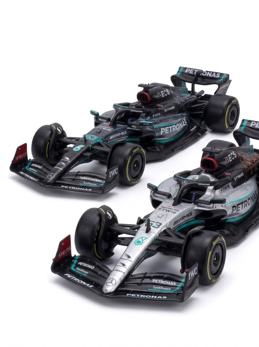 2025 Mercedes w16 Twin Pack 1:43 George Russell F1