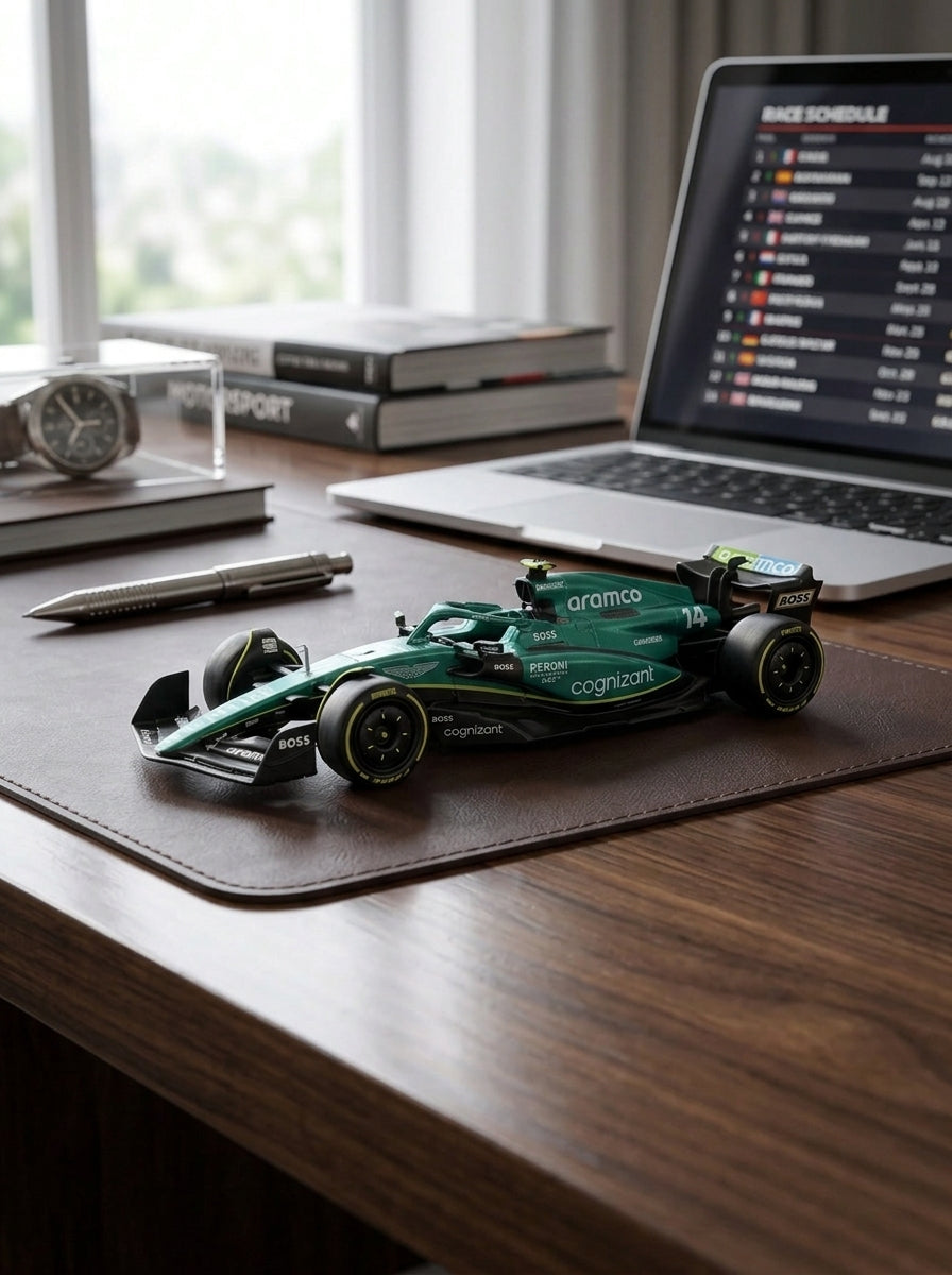 Bburago 1/43 Aston Martin AMR25 Fernando Alonso F1 Model
