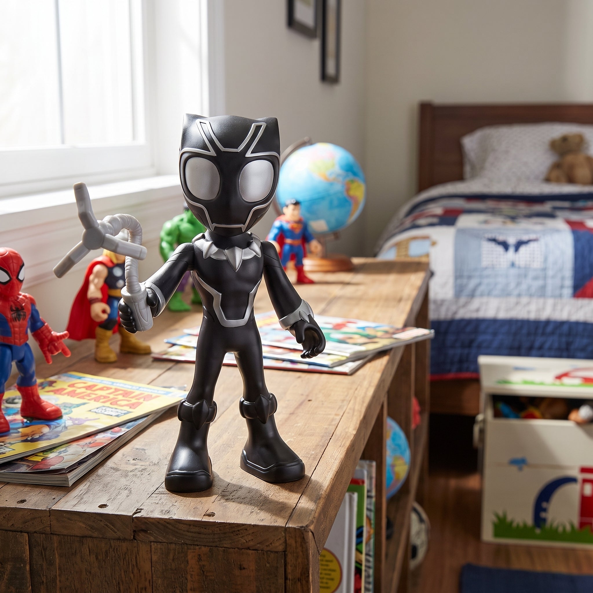 Marvel Spidey and His Amazing Friends Supersized Black Panther 22.5-cm Action Figure