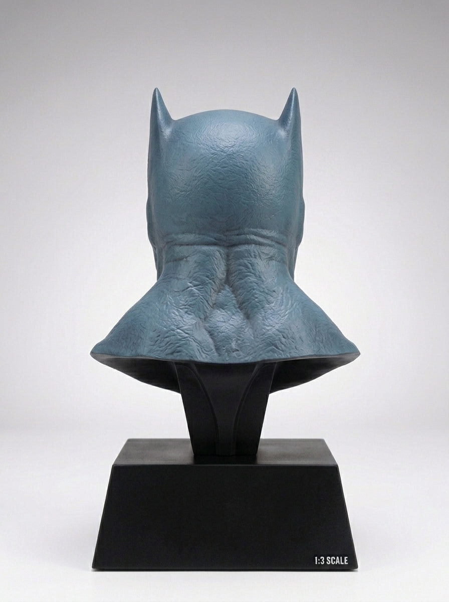 Batman Dark Knight Returns Blue Cowl Replica 1:3 Scale