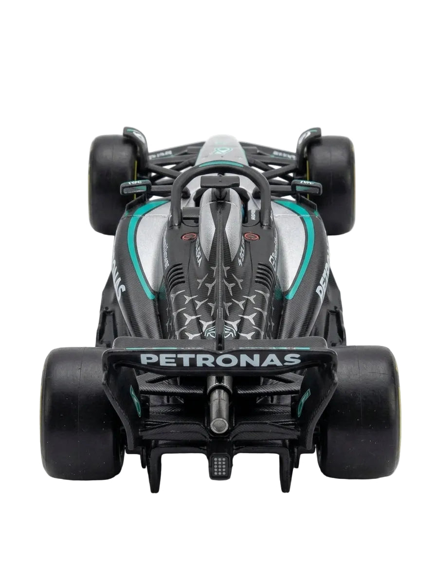 2024 Mercedes AMG F1 W15E No.44 With Pilot 1:24